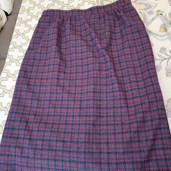 FOUR vintage Pendleton wool skirts - Picture 9 of 16